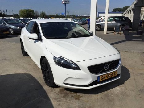 Volvo V40 - 1.6 D2 - 1