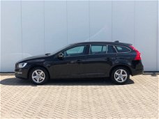 Volvo V60 - D3 Aut. Business, Xenon, Navi, Roofrails, Verw. Voorruit