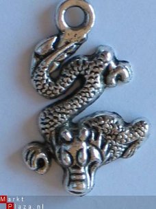 metalen embellishments silver snake