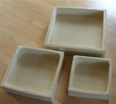 ONDER SCHALEN VOOR PLANTENBAK ZWAAR 6 sets 3 dlg NIEUW Doe een aannemelijk bod voor 6 sets elk bes - 2