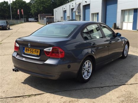 BMW 3-serie - 318i, LPG-G3, 6-BAK, AIRCO, CRUISE CONTROL, GROOT NAVIGATIE, 4X ELEK-RAMEN, CENT-VERGR - 1