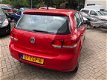 Volkswagen Golf - 1.6 TDI Comfortline BlueMotion AUTOMAAT / NAVI / LMV / 5 DEURS - 1 - Thumbnail