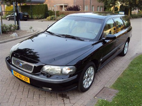 Volvo V70 - Diesel 2.4 D5 163PK - 1