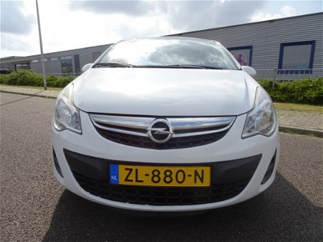 Opel Corsa - 1.2-16V EDITION Automaat - 1