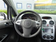 Opel Corsa - 1.2-16V EDITION Automaat