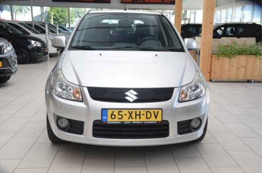 Suzuki SX4 - 1.6 Exclusive [TREKHAAK | AIRCO | STUURWIELBEDIENING] - 1