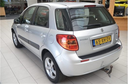 Suzuki SX4 - 1.6 Exclusive [TREKHAAK | AIRCO | STUURWIELBEDIENING] - 1