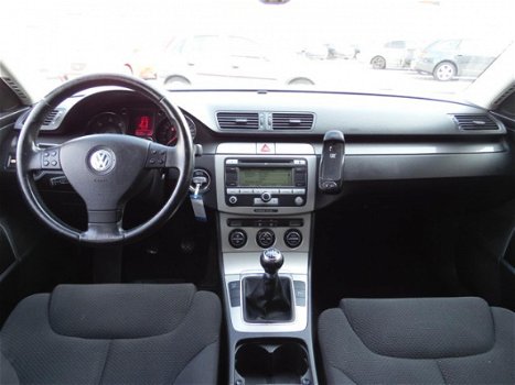 Volkswagen Passat Variant - 1.9 TDI Sportline NAVI CLIMA (bj2007) - 1