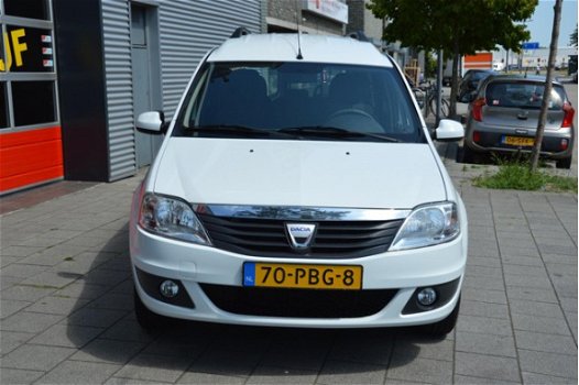 Dacia Logan MCV - 1.6 MPI Lauréate 6 Drs I Airco I Trekhaak I Dealer onderhouden I Nwe APK - 1