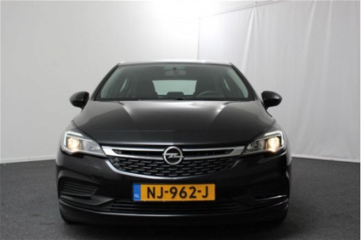 Opel Astra - 1.6CDTi 5drs Edition (Navigatie/airco/bluetooth) - 1