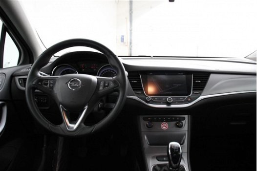 Opel Astra - 1.6CDTi 5drs Edition (Navigatie/airco/bluetooth) - 1