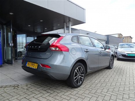 Volvo V40 - D2 Nordic+ Navi / LED / Standkachel / OnCall - 1