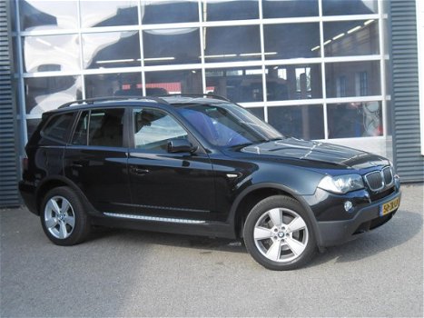 BMW X3 - 2.0 I - 1