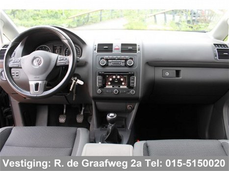 Volkswagen Touran - 1.2 TSI Comfortline BlueMotion | Navigatie | Parkeersensoren | Climate control - 1