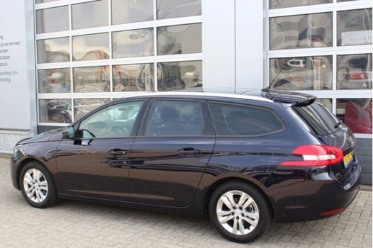 Peugeot 308 - 1.2 PureTech 110PK BLUE LEASE EXECUTIVE|NAVI|CRUISE|PANO DAK - 1