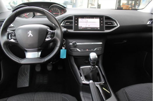 Peugeot 308 - 1.2 PureTech 110PK BLUE LEASE EXECUTIVE|NAVI|CRUISE|PANO DAK - 1