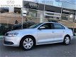 Volkswagen Jetta - 1.2 TSI Trendline - 1 - Thumbnail