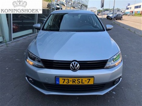 Volkswagen Jetta - 1.2 TSI Trendline - 1