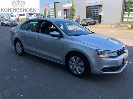 Volkswagen Jetta - 1.2 TSI Trendline - 1