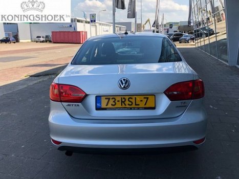 Volkswagen Jetta - 1.2 TSI Trendline - 1