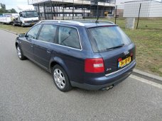 Audi A6 Avant - 2.4 Exclusive MT