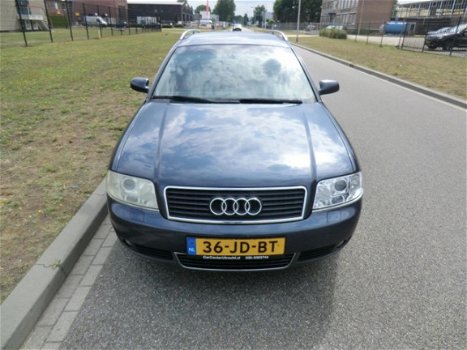 Audi A6 Avant - 2.4 Exclusive MT - 1