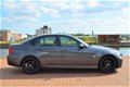 BMW 3-serie - 320i High Executive 18