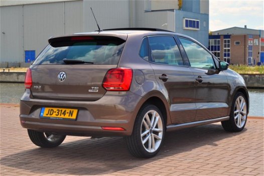 Volkswagen Polo - 1.2 TSI Highline 140PK|Panorama|Front Assist - 1