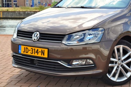 Volkswagen Polo - 1.2 TSI Highline 140PK|Panorama|Front Assist - 1