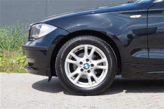 BMW 1-serie - 116i Business Line Airco / Navi - 1