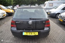 Volkswagen Golf - 1.6-16V Comfortline