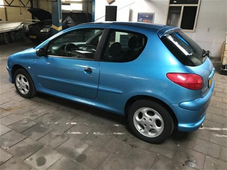 Peugeot 206 - 1.4 XT Met APK - 1