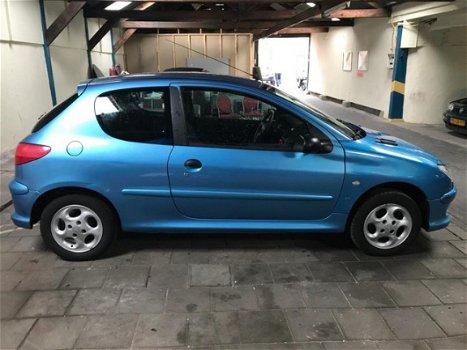 Peugeot 206 - 1.4 XT Met APK - 1