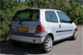 Renault Twingo - 1.2-16V /AUTOMAAT/AIRCO/CENTRALE VERGRENDELING - 1 - Thumbnail