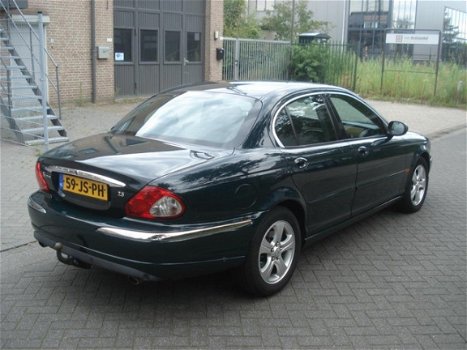 Jaguar X-type - 2.5 V6 - 1