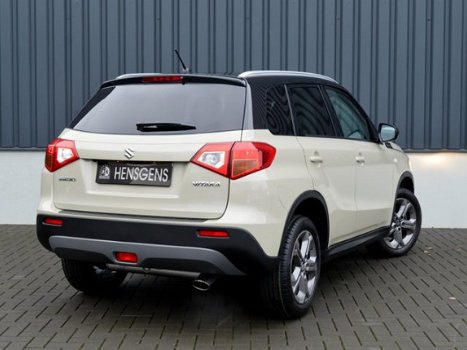 Suzuki Vitara - 1.6 Exclusive Navigatie / Two-Tone - 1