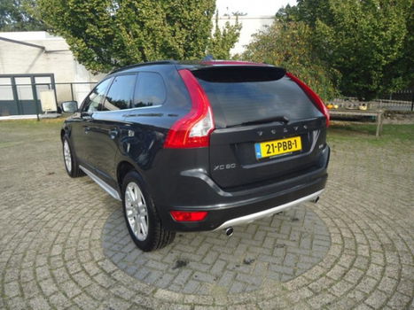 Volvo XC60 - 2.0 D3 FWD Momentum - 1