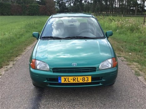 Toyota Starlet - 1.3-16V met stuurbekrachtiging - 1