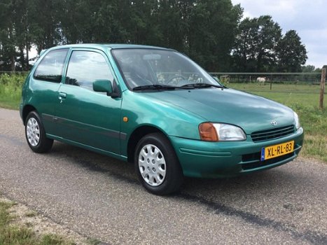 Toyota Starlet - 1.3-16V met stuurbekrachtiging - 1