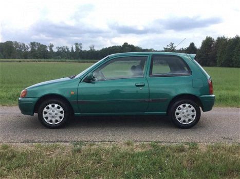 Toyota Starlet - 1.3-16V met stuurbekrachtiging - 1