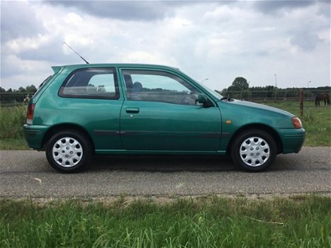 Toyota Starlet - 1.3-16V met stuurbekrachtiging - 1