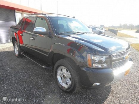 Chevrolet Avalanche - USA 5.3 V8 4WD - 1