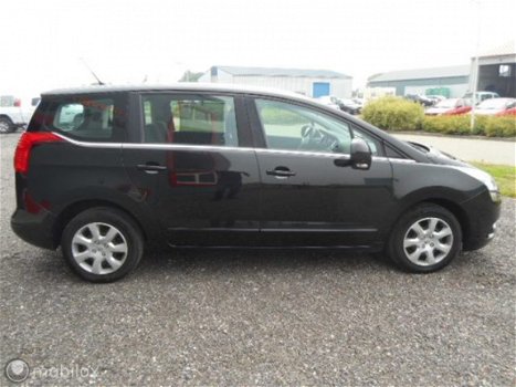 Peugeot 5008 - - 1.6 HDIF BLUE LEASE 5P. NAVIGATIE/CLIMATECONTROL/CRUISECONTROL - 1