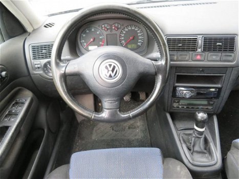 Volkswagen Golf - Highline 1.8I 5V Highline - 1