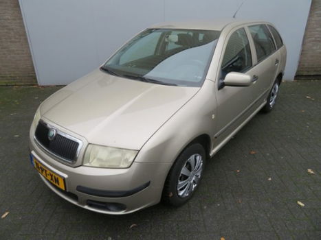 Skoda Fabia Combi - 1.2-12V AMBIENTE NAV - 1