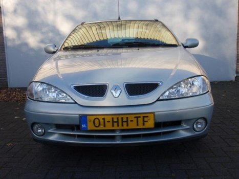 Renault Mégane - Megane MÉGANE COUPÉ 1.6 16V SI SPORTWAY NAV - 1