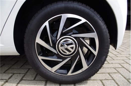 Volkswagen Up! - 1.0 BMT move up Drive-Pakket > | 5-deurs | Airco | Cruise | LM-Velgen 15 inch - 1