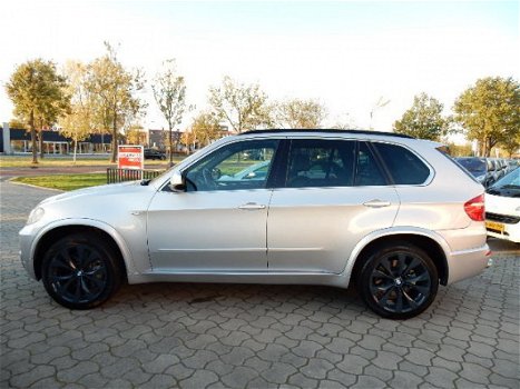 BMW X5 - 3.0SD HIGH EXE / 286 PK / M-PAKKET / 7 PERS/ PANORAMA / XENON / AUT - 1