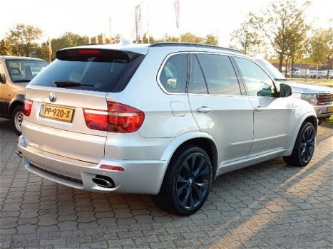 BMW X5 - 3.0SD HIGH EXE / 286 PK / M-PAKKET / 7 PERS/ PANORAMA / XENON / AUT - 1