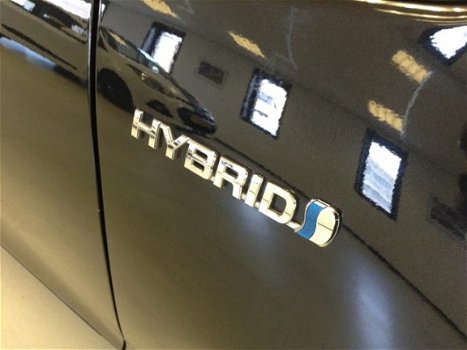 Toyota Yaris - 1.5 Hybrid Aspiration, navi, climate, NL auto - 1